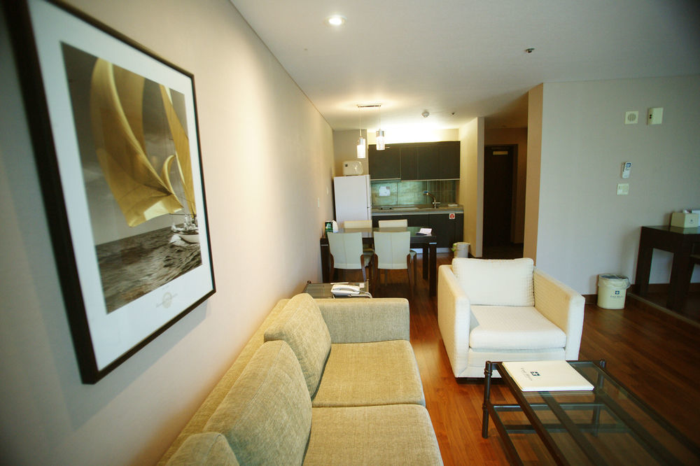 Lake Hills Jeju Resort Σεογκουίπο Εξωτερικό φωτογραφία