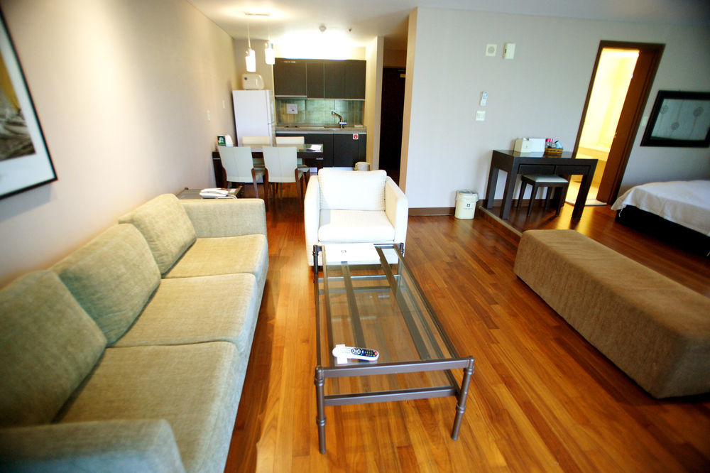 Lake Hills Jeju Resort Σεογκουίπο Εξωτερικό φωτογραφία