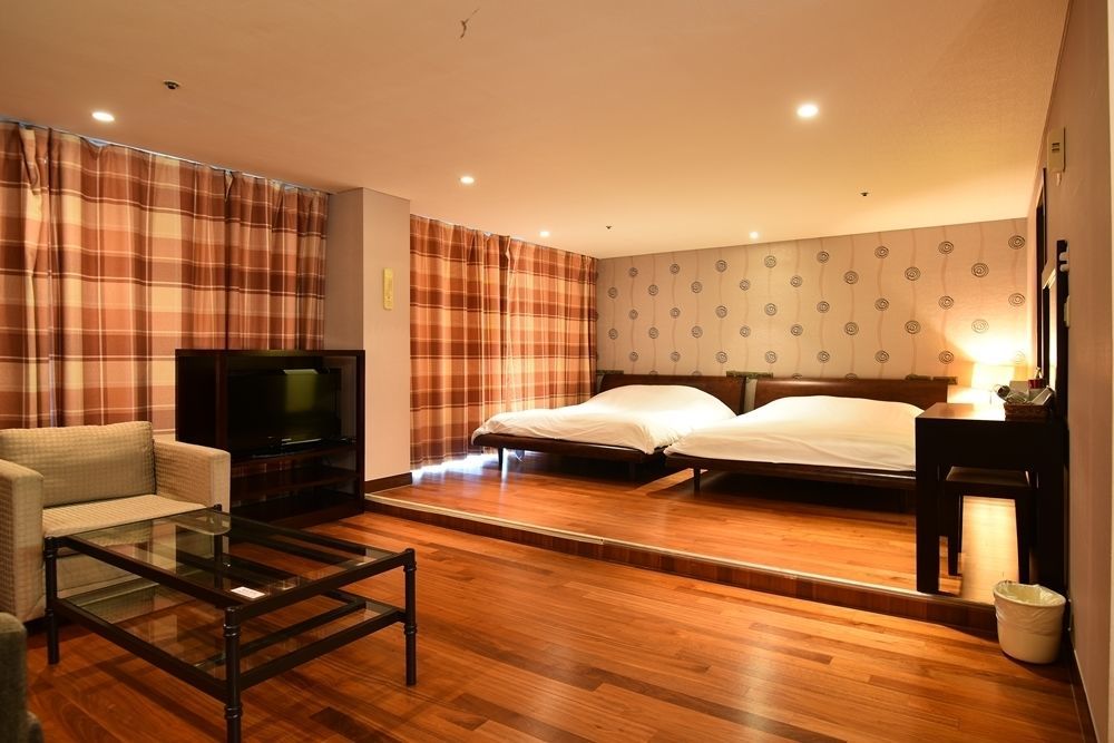 Lake Hills Jeju Resort Σεογκουίπο Εξωτερικό φωτογραφία