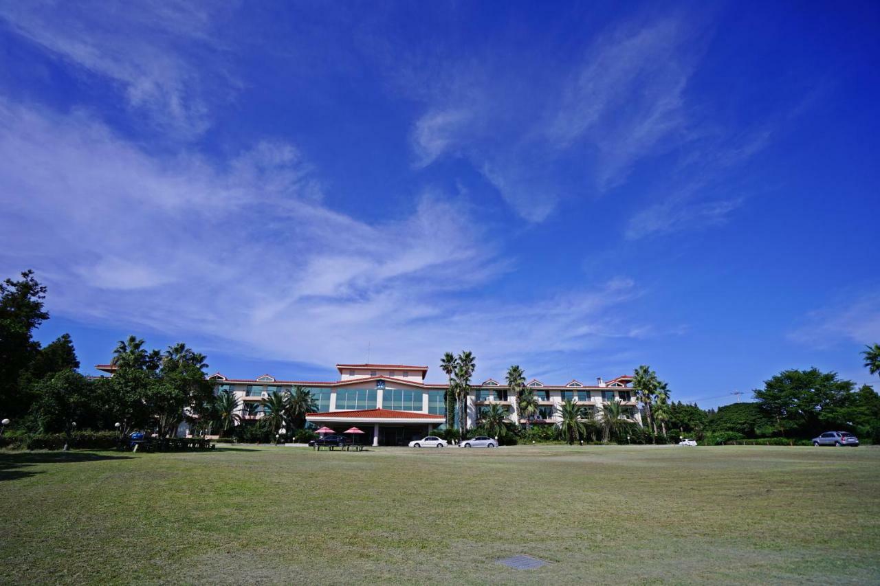 Lake Hills Jeju Resort Σεογκουίπο Εξωτερικό φωτογραφία